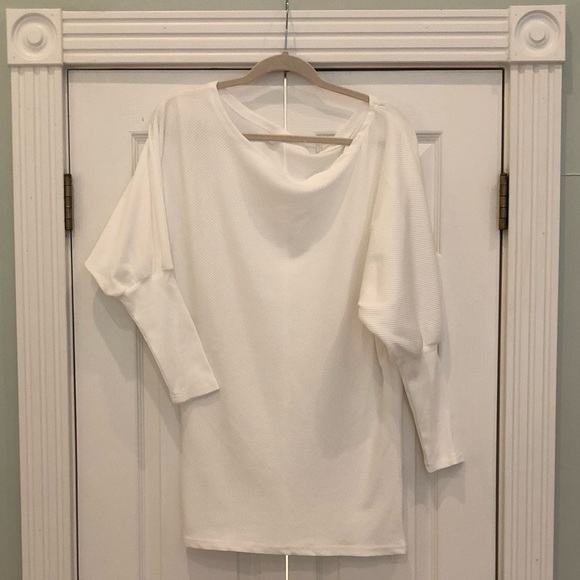 New Ivory Tunic - Picture 1 of 2